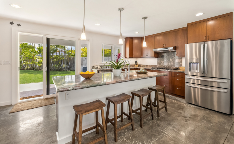 Market Knowledge! We provide our sellers with comprehensive market data so their homes are priced right for the market.